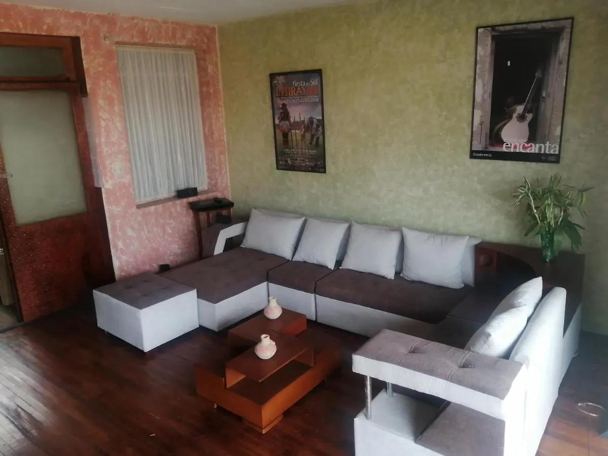 Hostal Residencial Perla Cuencana
