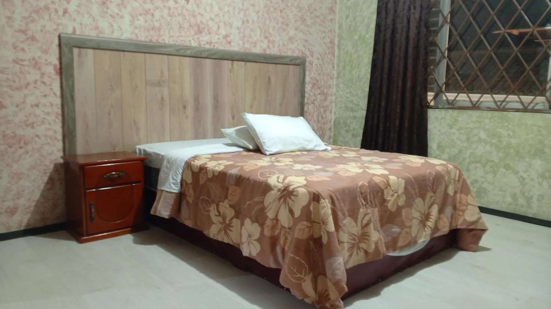 Konukevi La Perla Cuencana Hostal
