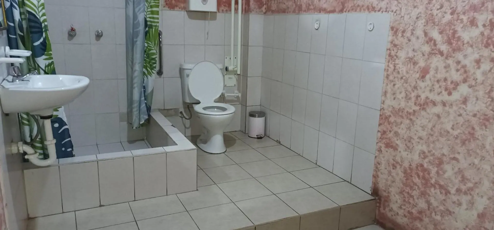 بيت ضيافة La Perla Cuencana Hostal الإكوادور