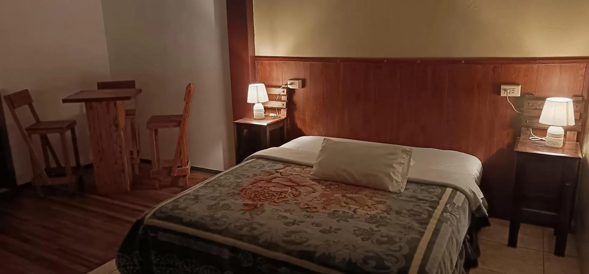 La Perla Cuencana Hostal 0*, كوينكا